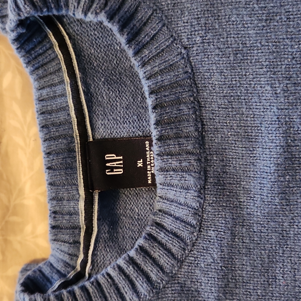 Sweaters-Updated Listing - Picture 7 of 7